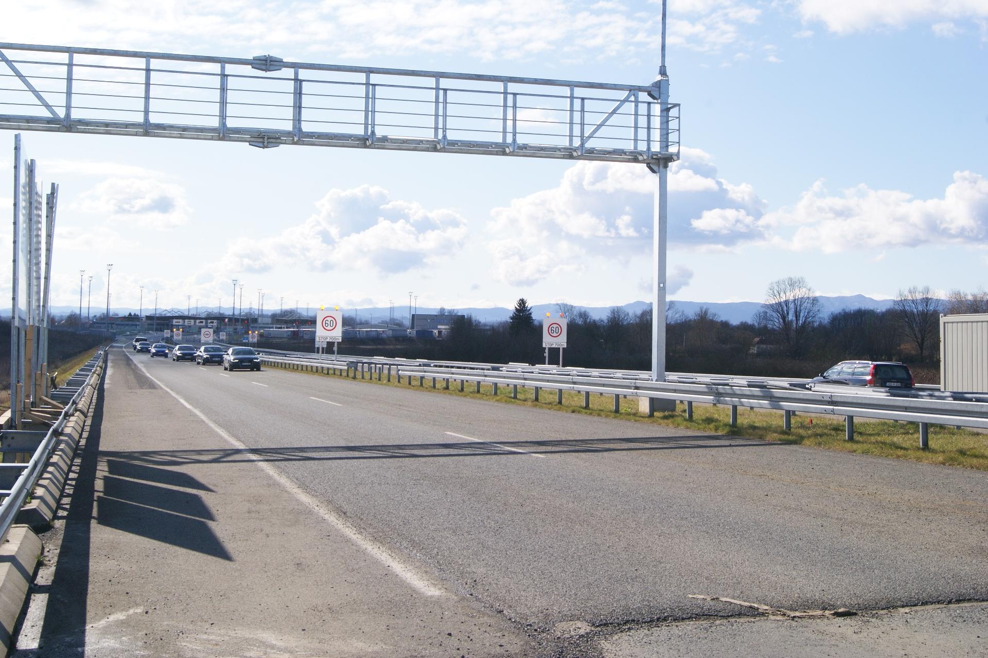 Izgradnja novog mosta kod Bosanske Gradiške ide brže nego što je predviđeno - Avaz