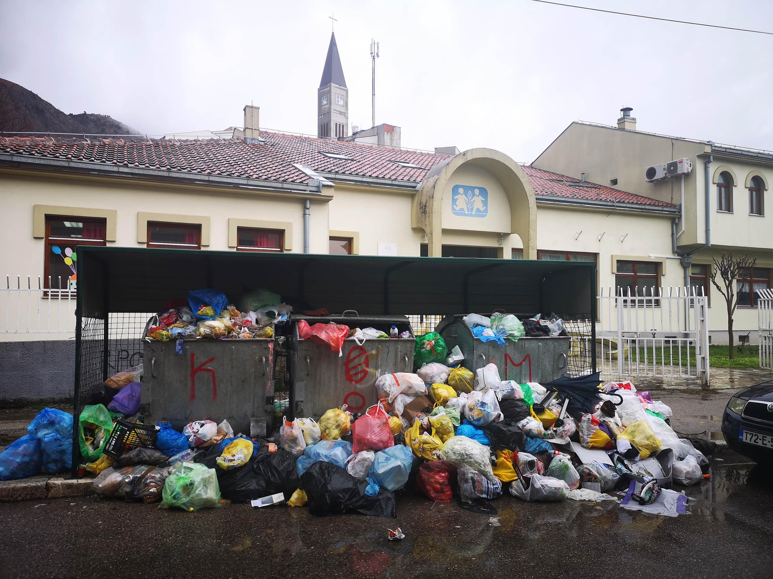 Dok će deblokada „Uborka“ zavisiti od ishoda sastanka SDA i HDZ-a, Mostaru prijeti nova blokada