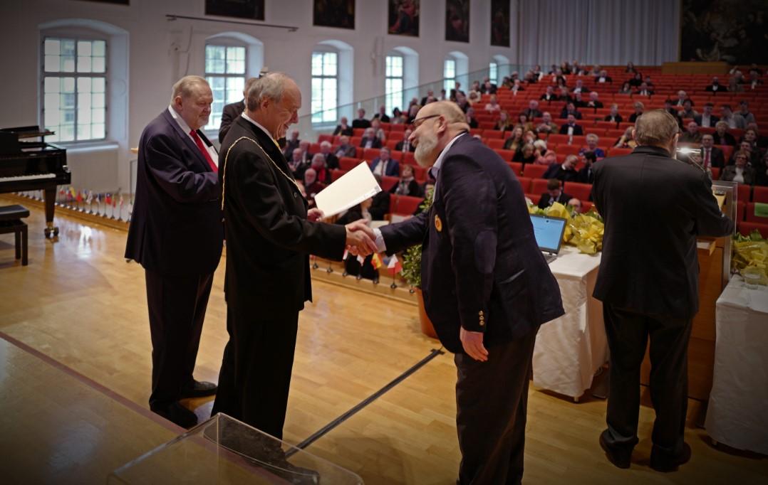 Prof. dr. Feliks Unger, pradsjednik akademije i prof. dr. Mehmed Akšamija - Avaz