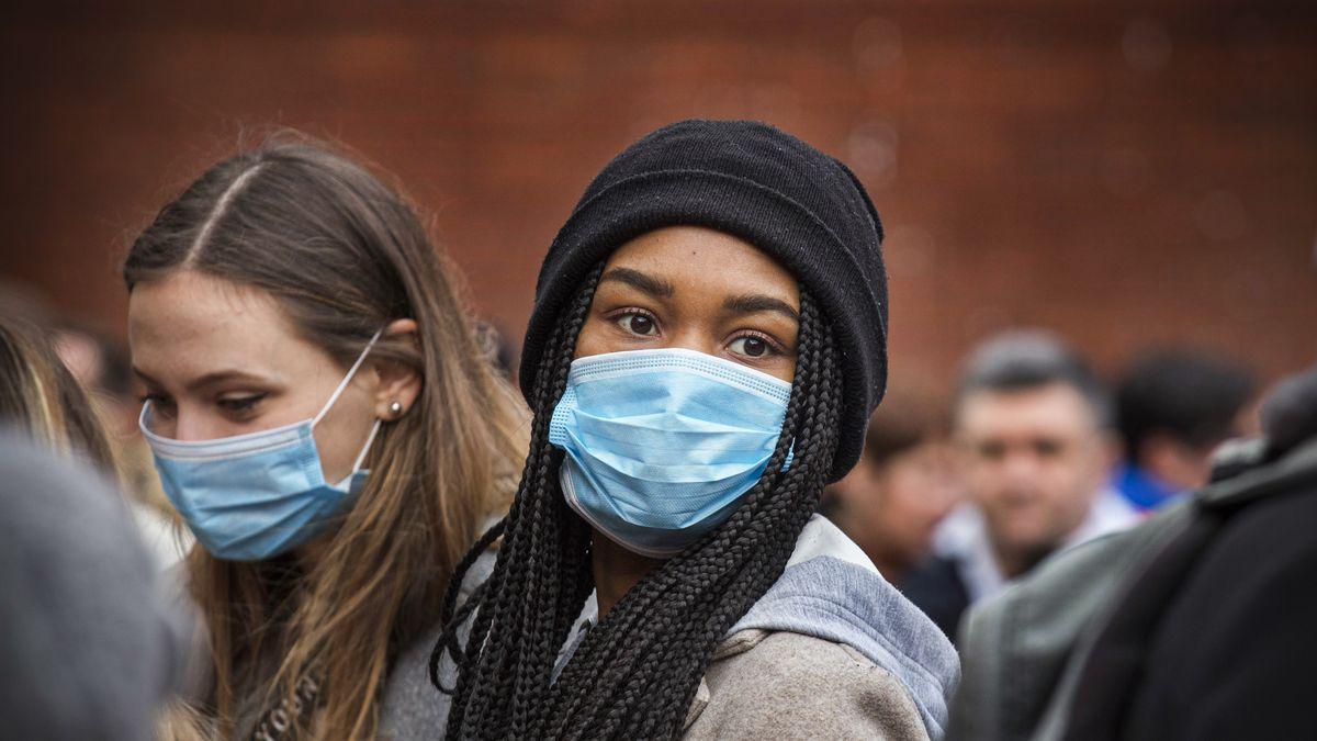 Maske trebaju nositi svi oni koji imaju bilo kakve respiratorne probleme - Avaz