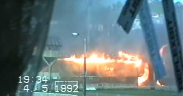 Malo kasnije stadion je zapaljen - Avaz