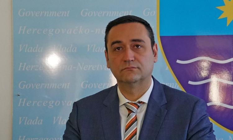 Pohvalio je kreativnost nastavnika i njihovu posvećenost poslu - Avaz