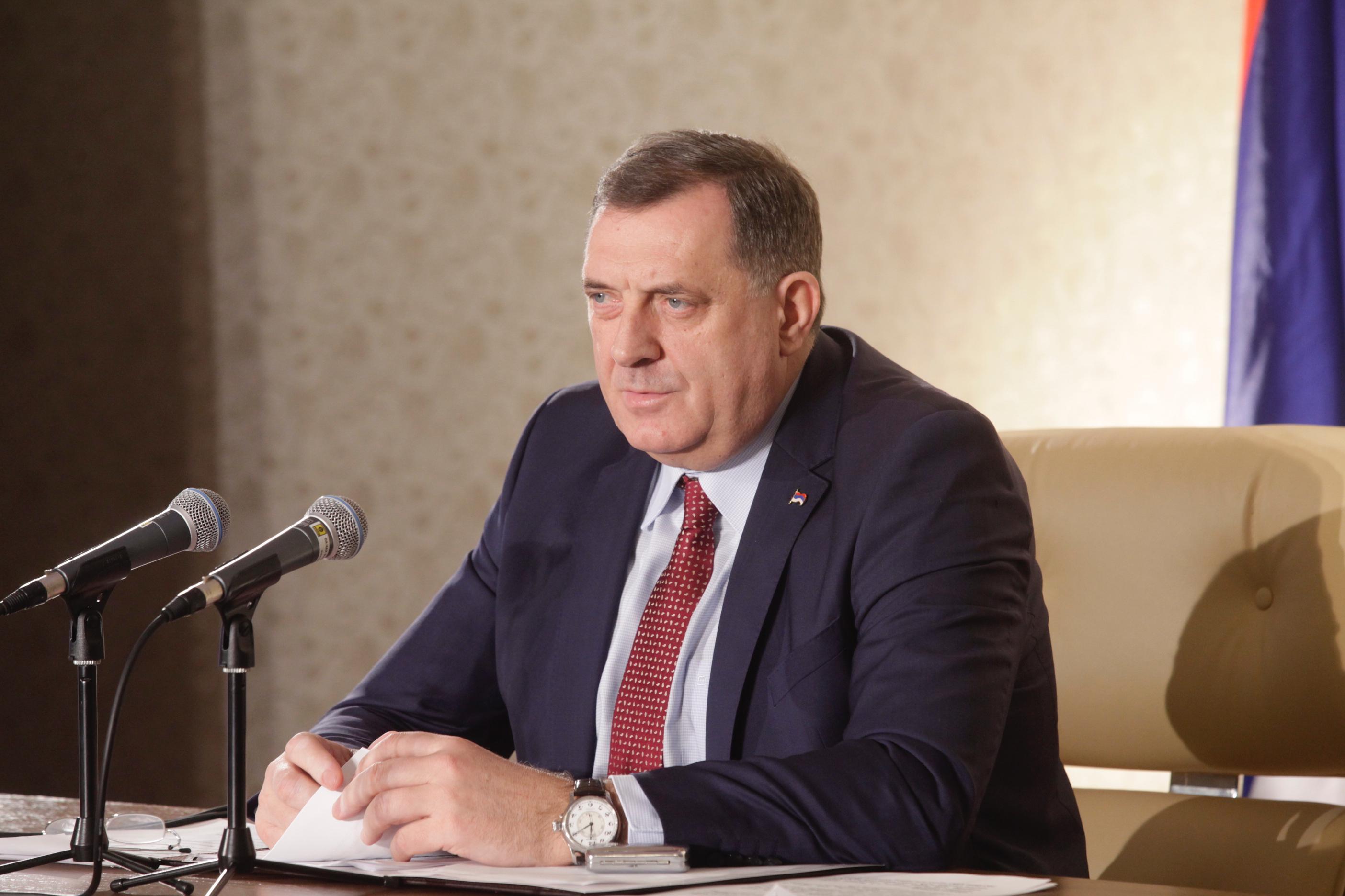 Dodik: Bisera Turković satanizirala je RS i Mađarsku