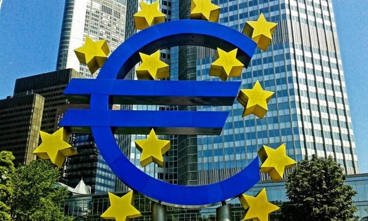 Bankama u eurozoni više od 20 milijardi eura u borbi s koronavirusom