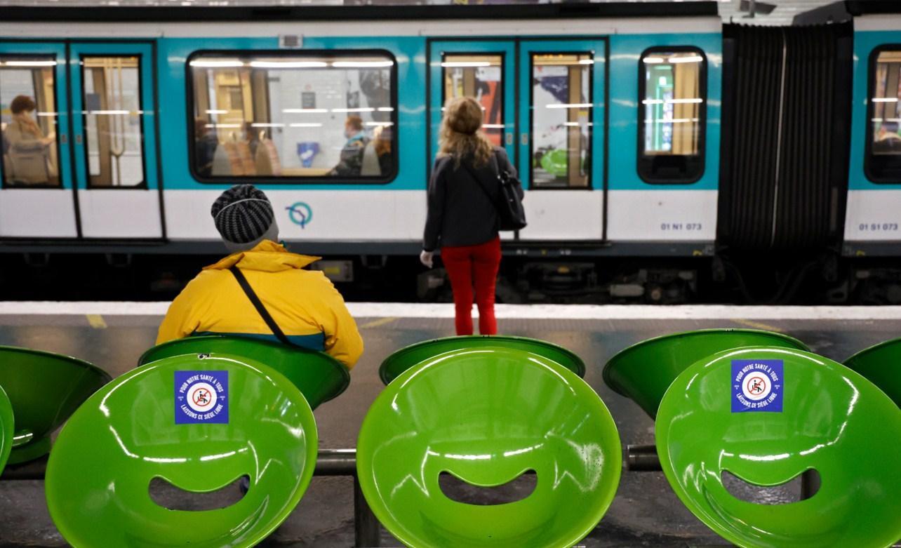 Francuska će biti podijeljena na crvene i zelene zone