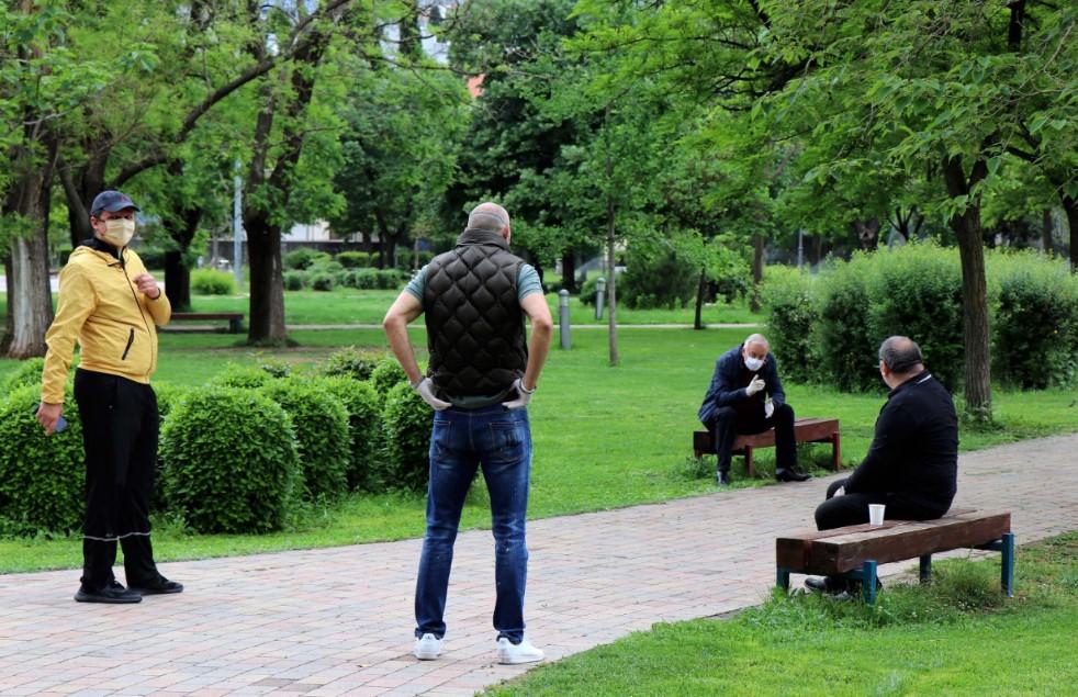 Pojedini su ipak izašli iz svojih domova - Avaz