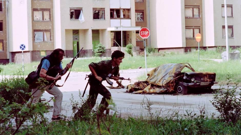 Golobradi mladići branili su grad - Avaz