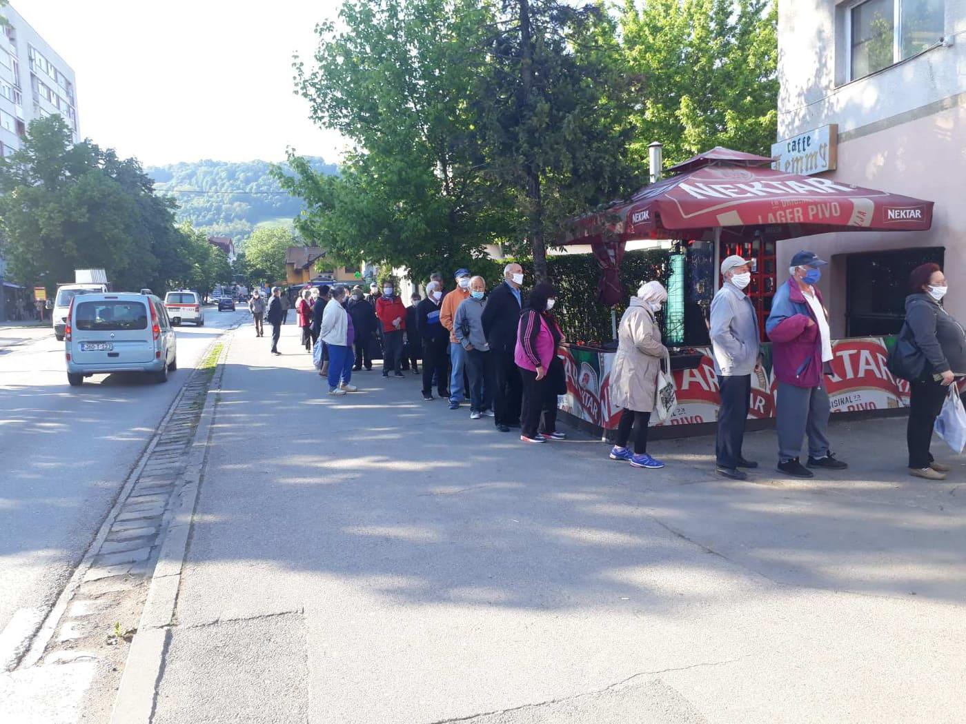 Šleper hrane stigao iz Sarajeva u Banju Luku