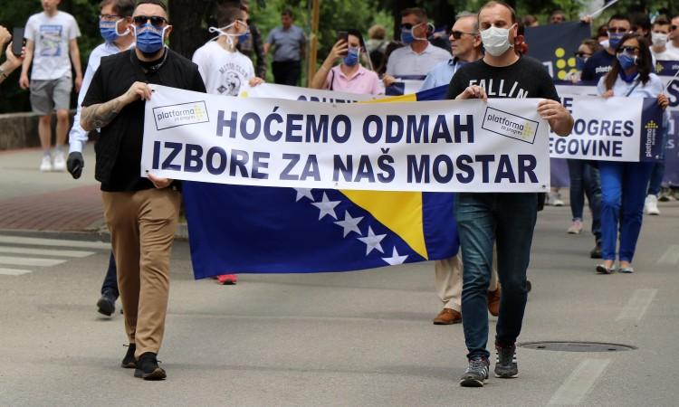 Protestna šetnje u Mostaru: Izbori moraju biti održani