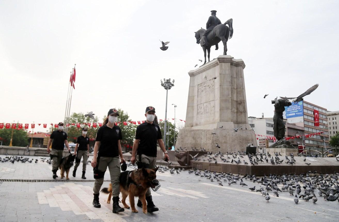 Erdoan Turskoj uveo policijski sat tokom Bajrama