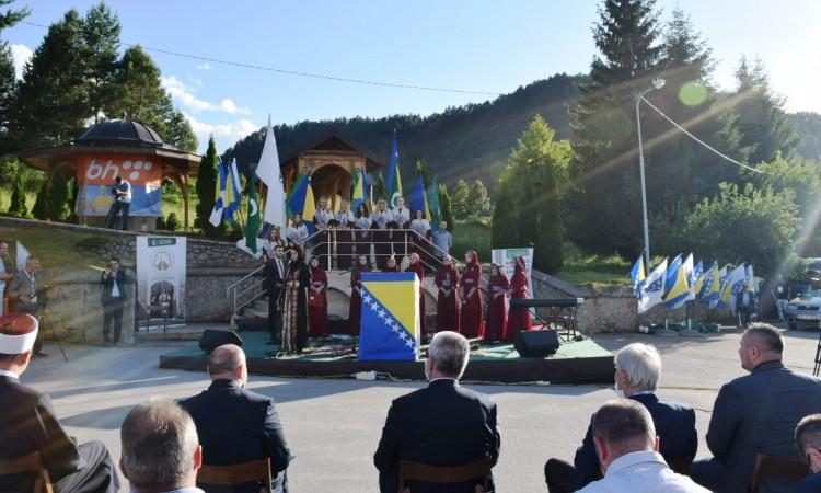 Otvoreni 510. “Dani Ajvatovice“: Vjera i tradicija mogu doprinijeti boljem stanju u društvu