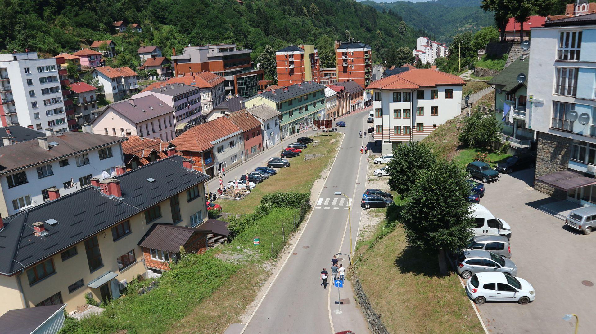 Na ulicama Srebrenice danas tišina, tuga i bol osjećaju se u zraku