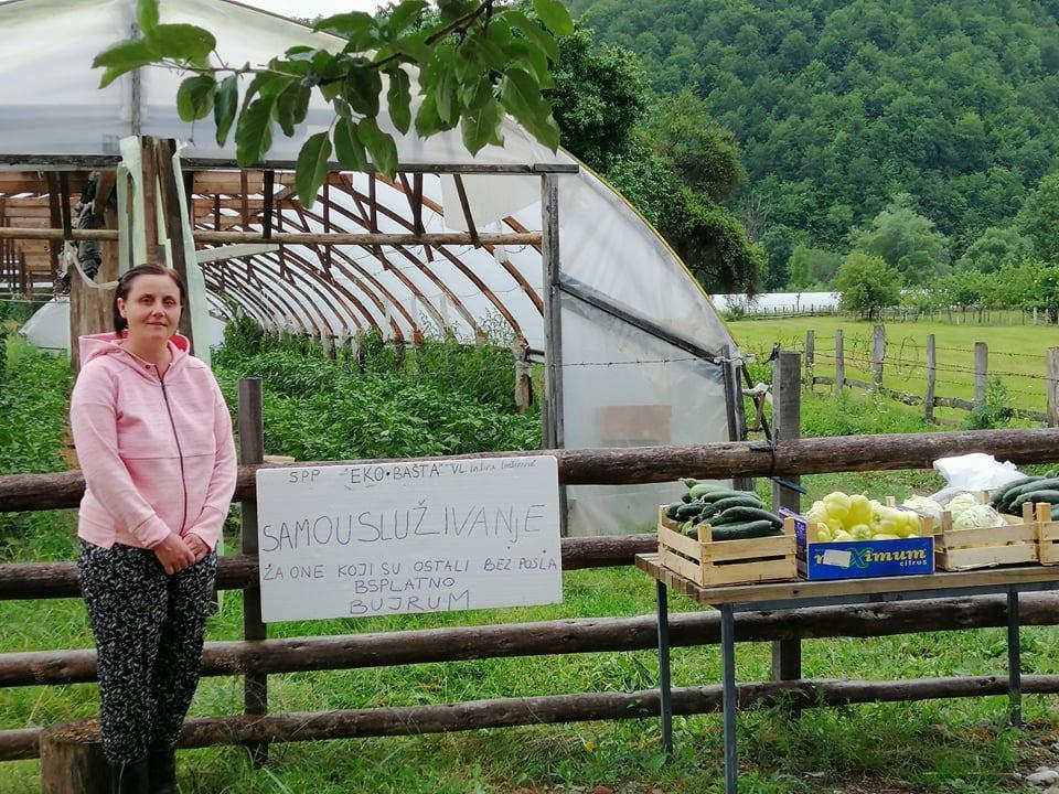 Indira Imširović kraj štanda s povrćem: Poruka onima koji naiđu - Avaz