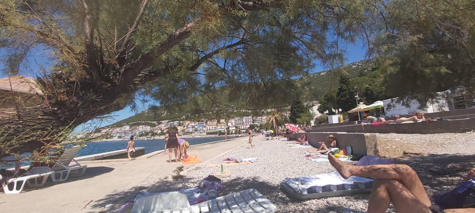 Proteklog vikenda jedva se mjesto na plažama nalazilo - Avaz