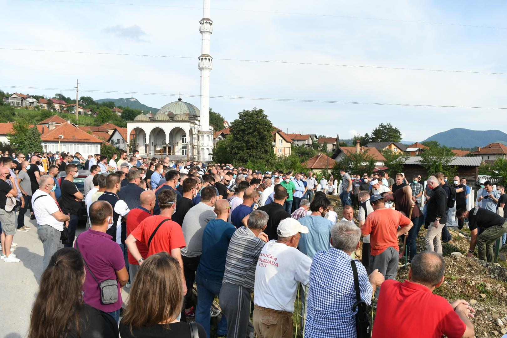 Brojni Zeničani se oprostili od poznatog bh. sportiste - Avaz