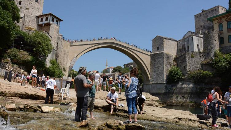 U junu 90 posto manje turista nego prošle godine