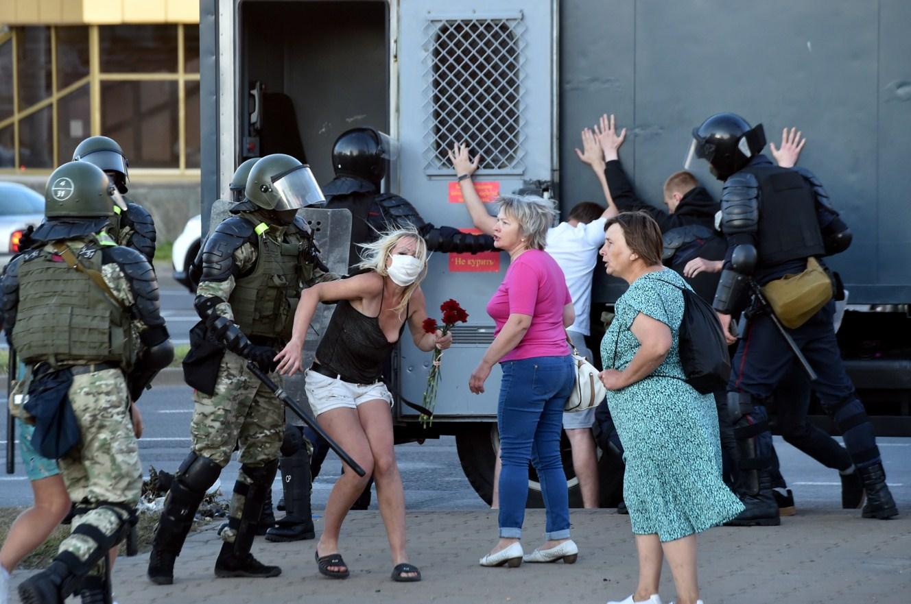 Demonstranti se okupili u 25 gradova - Avaz