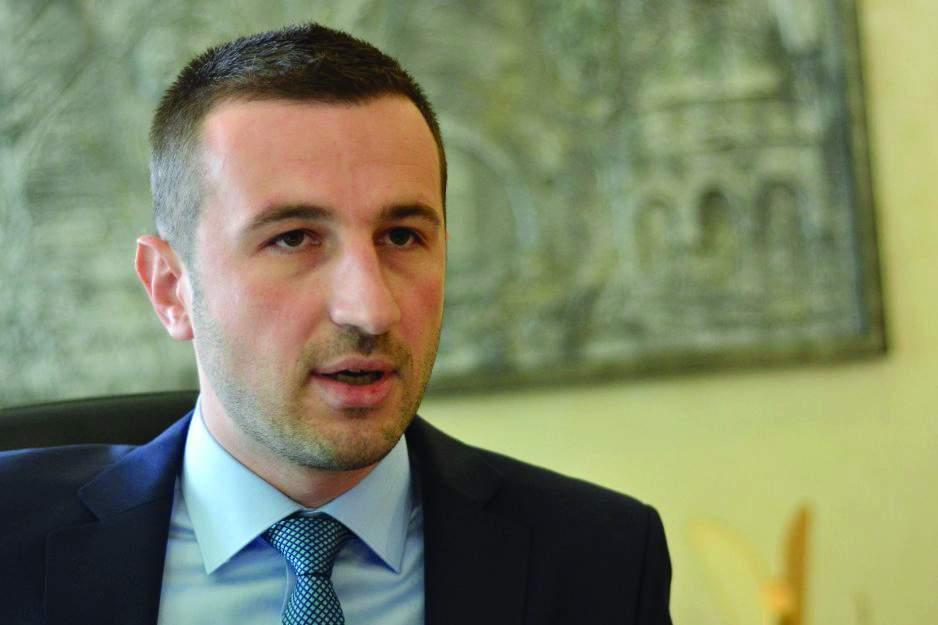 Efendić: Poručio da nema namjeru postupati po uputama ministra za prostorno uređenje - Avaz