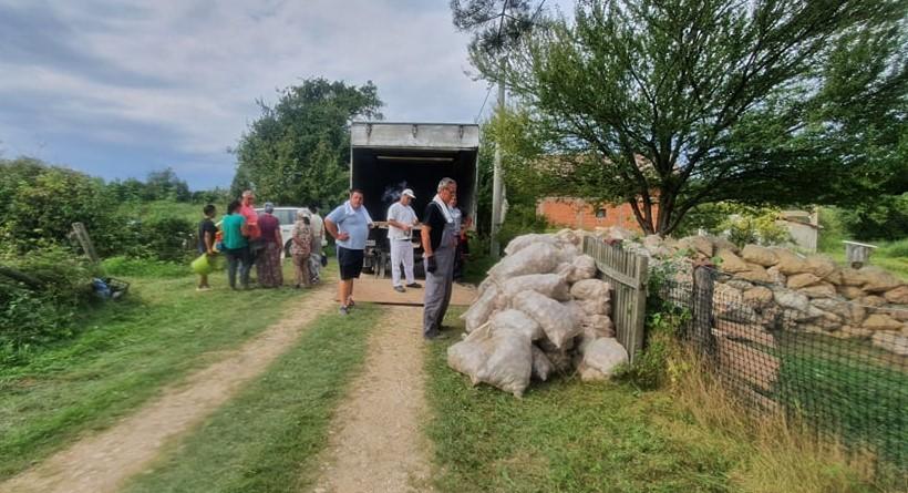 Lukavčani donirali 34 tone krompira Narodnoj kuhinji u Tuzli