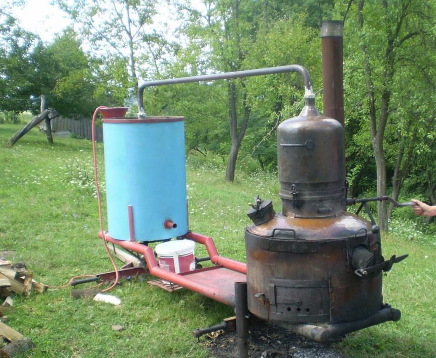 Domaćinu opuhali garažu, odnijeli i rakijski kazan