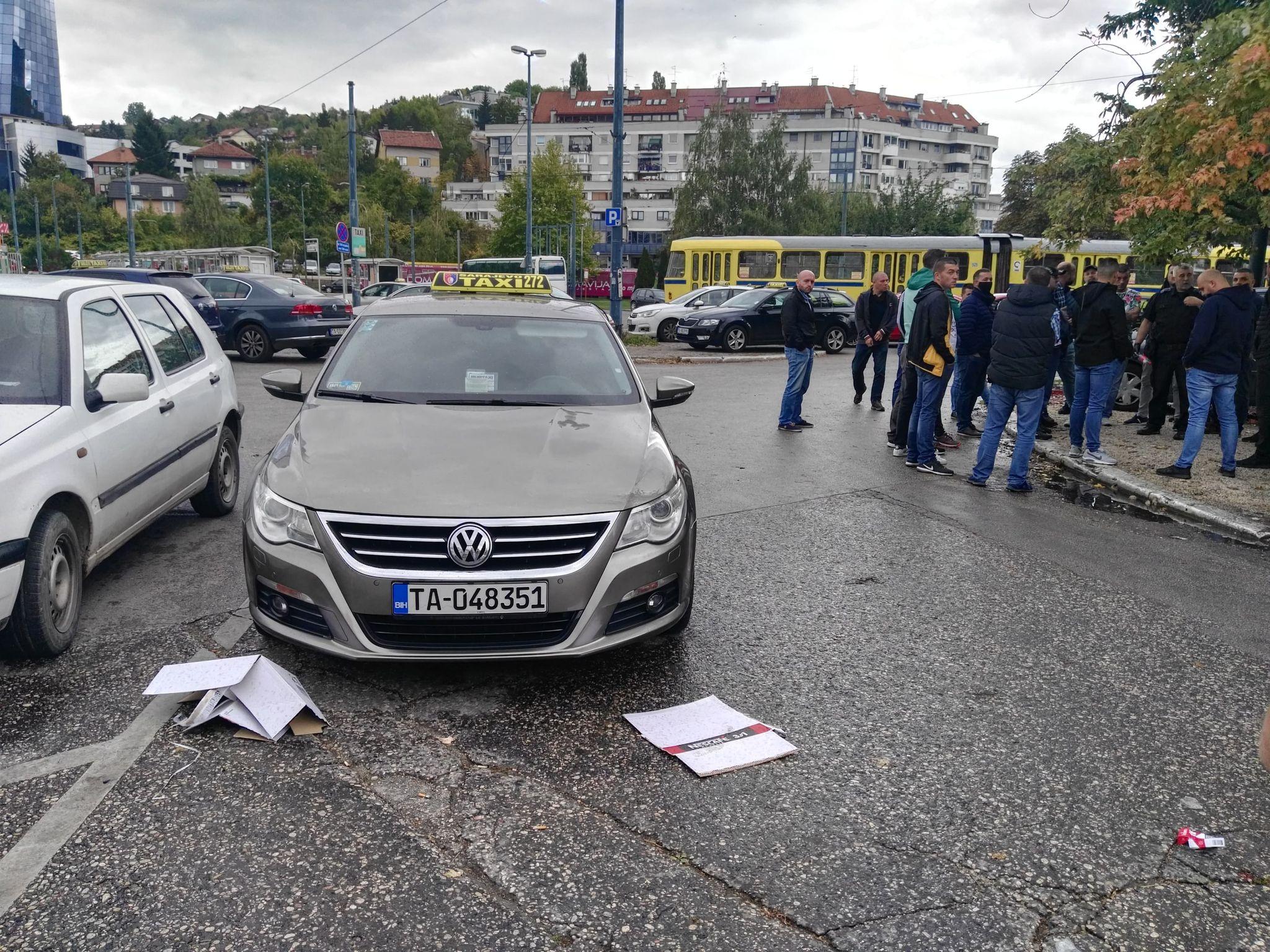 Kartonima prekrili tragove krvi - Avaz