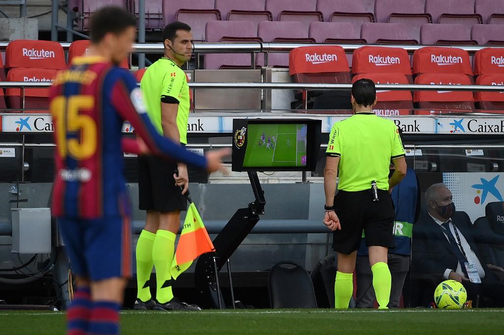 Katalonski mediji napali sudije: VAR je pokrao Barcelonu