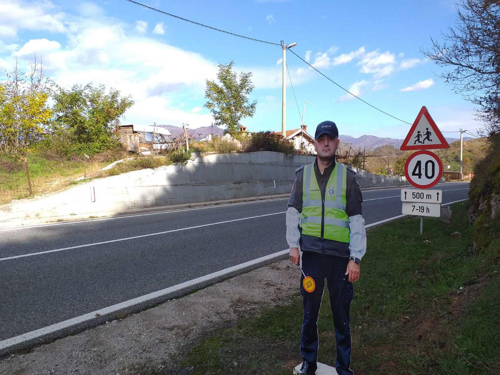 Otkriveno ko je postavio „kartonskog policajca“ između Jablanice i Konjica