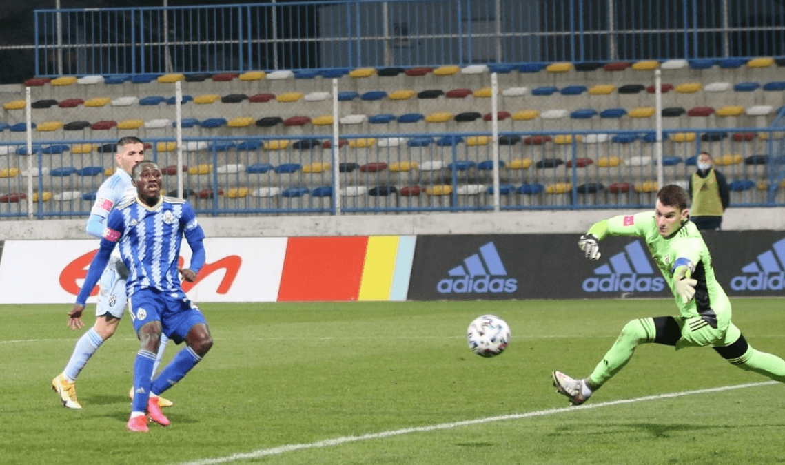 Senzacija u Zagrebu, Lokomotiva zaustavila Dinamo