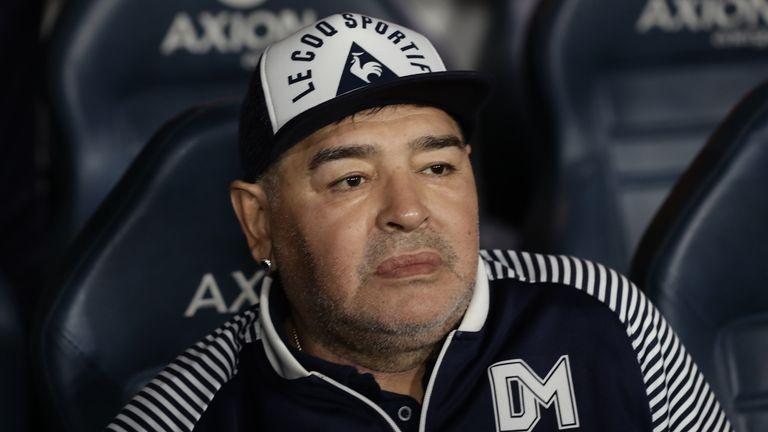 Dijego Maradona završio u bolnici