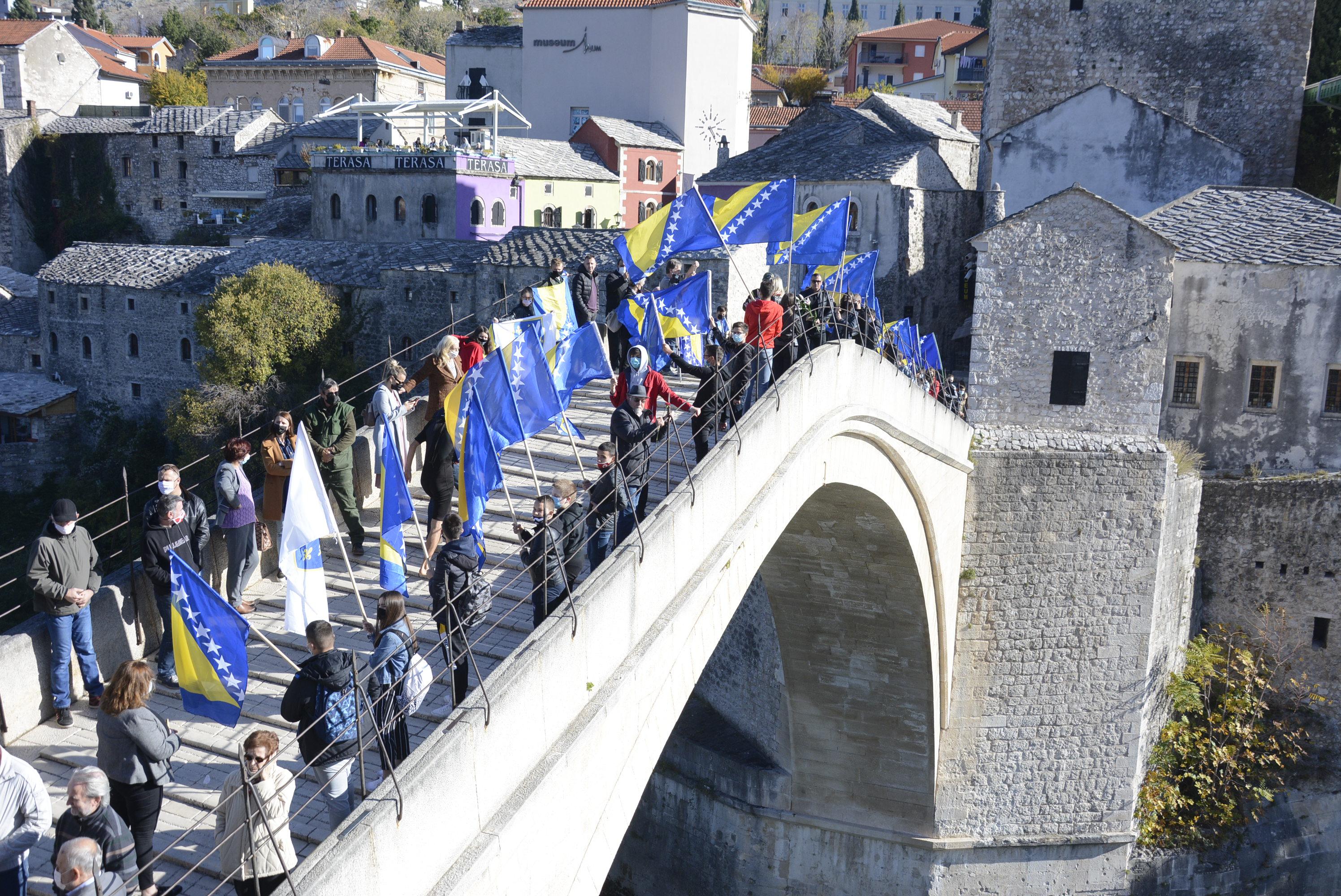 Obilježena 27. godišnjica rušenja Starog mosta