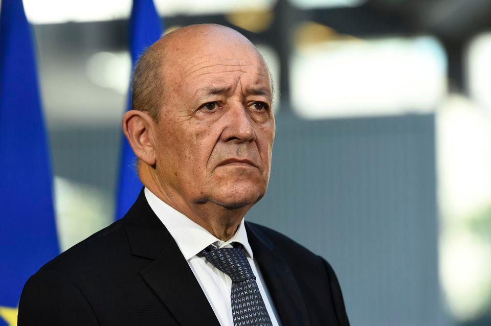 Le Drian: Francuska poštuje islam kao religiju