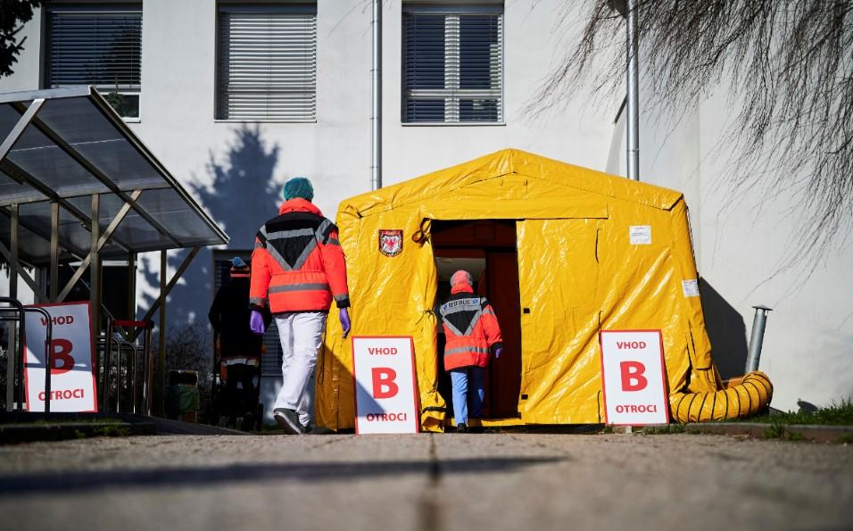 Slovenija kreće u masovno testiranje brzim testovima do kraja godine