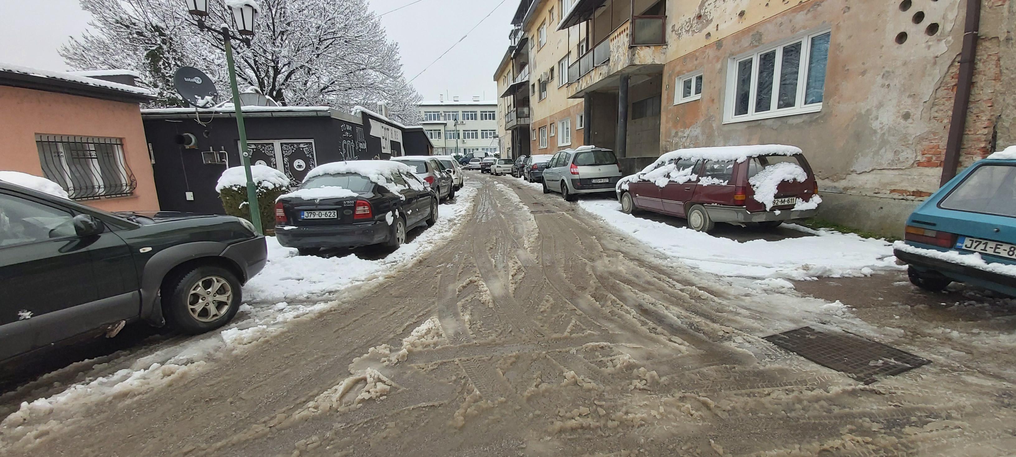 Goraždanske ulice pod snijegom - Avaz