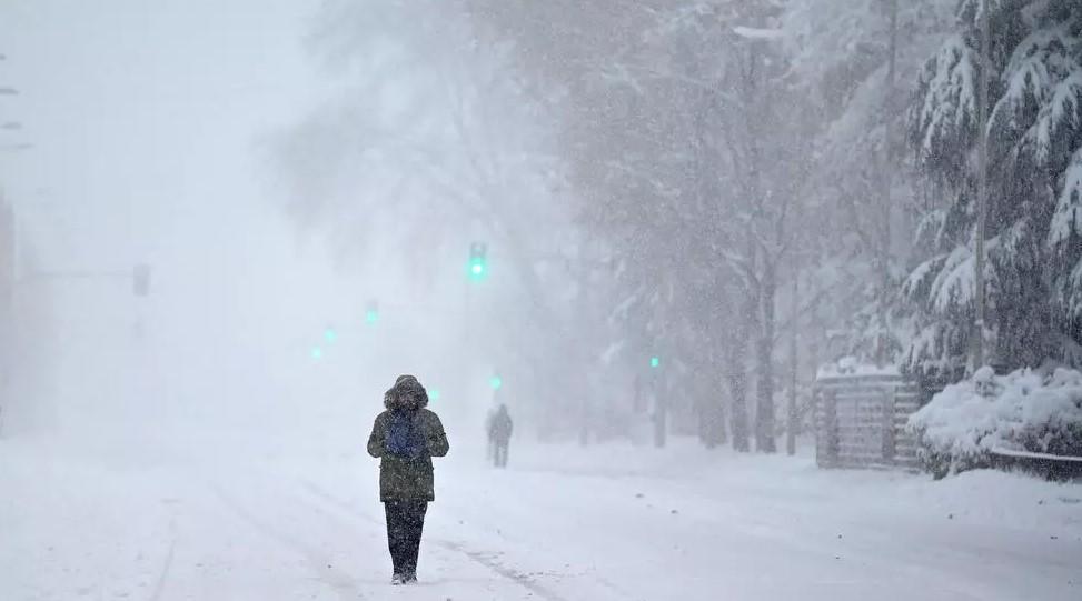 The Madrid region was among the worst hit areas with levels of snowfall not seen since 1971. - Avaz