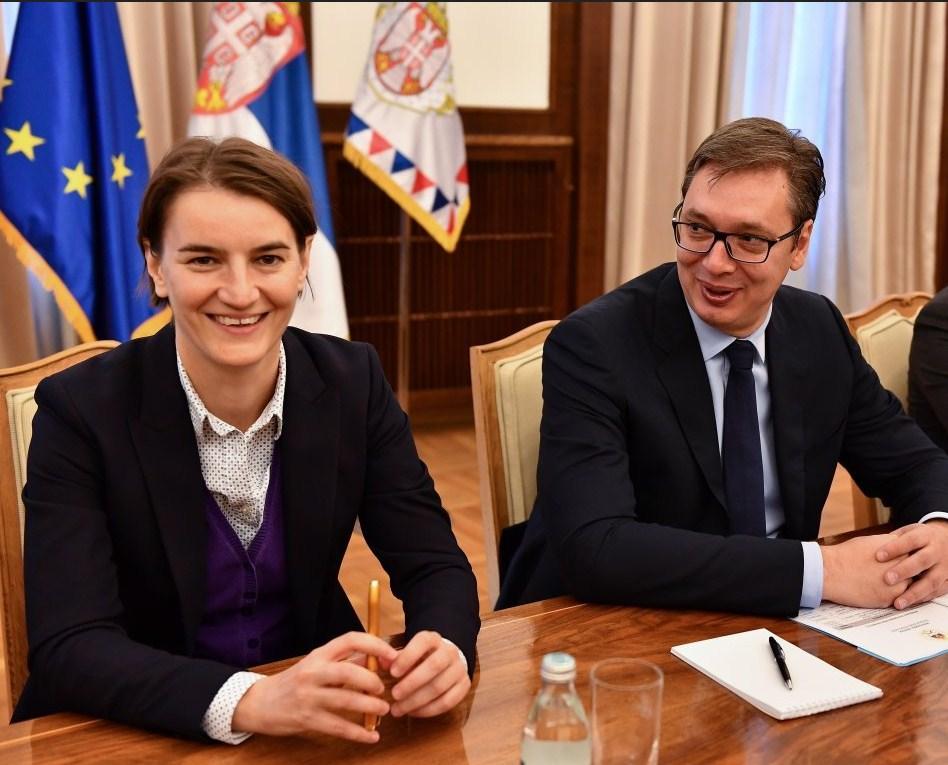 Ana Brnabić i Aleksandar Vučić - Avaz