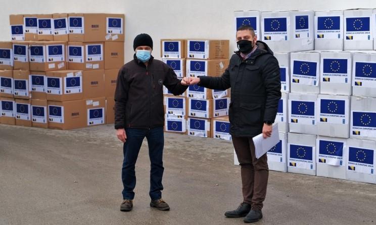 The protective equipment is part of the European Union's support to institutions in Bosnia and Herzegovina to help fight the Covid-19 pandemic - Avaz