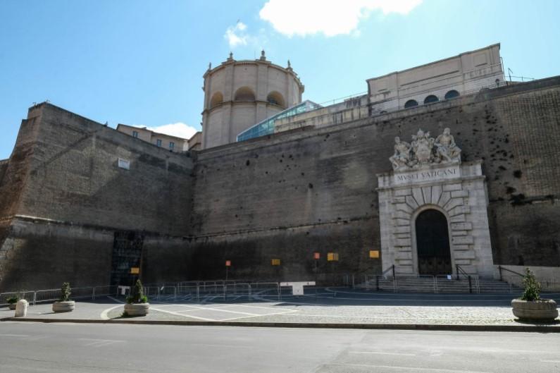 Vatican Museums to reopen Monday after virus closure