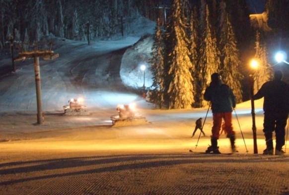 "Avaz" na Bjelašnici: Noćno skijanje je istinski užitak