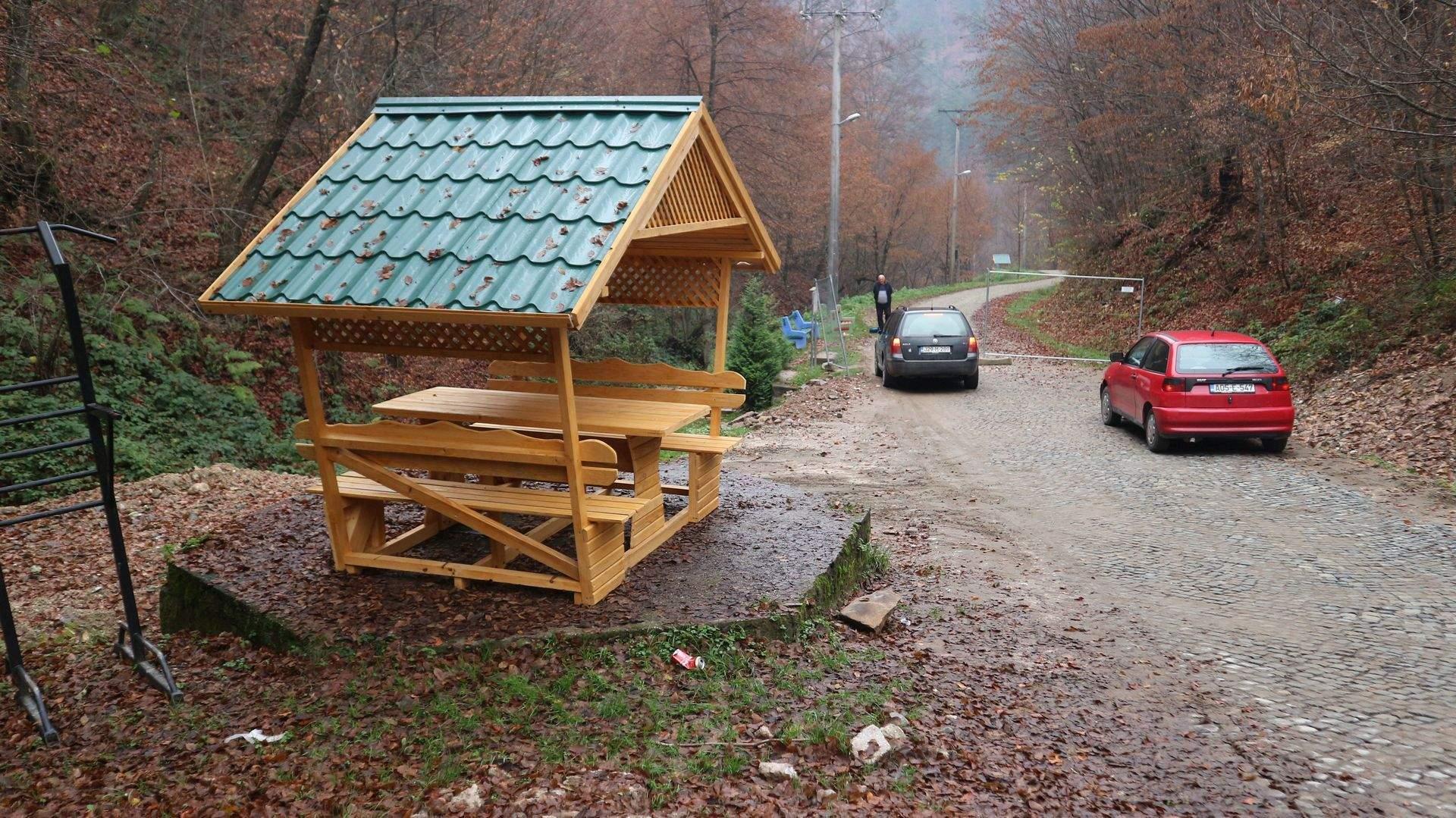 Šetalište dobilo novu kaldrmu, klupe i staze za šetanje