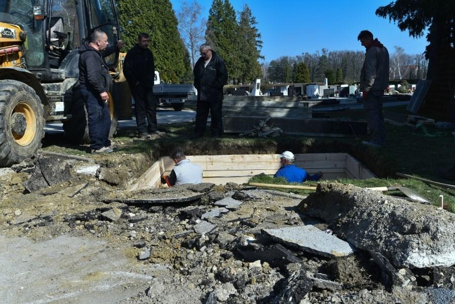 "Sveti Juraj" i Stipaničev izvest će tri omiljene Bandićeve pjesme