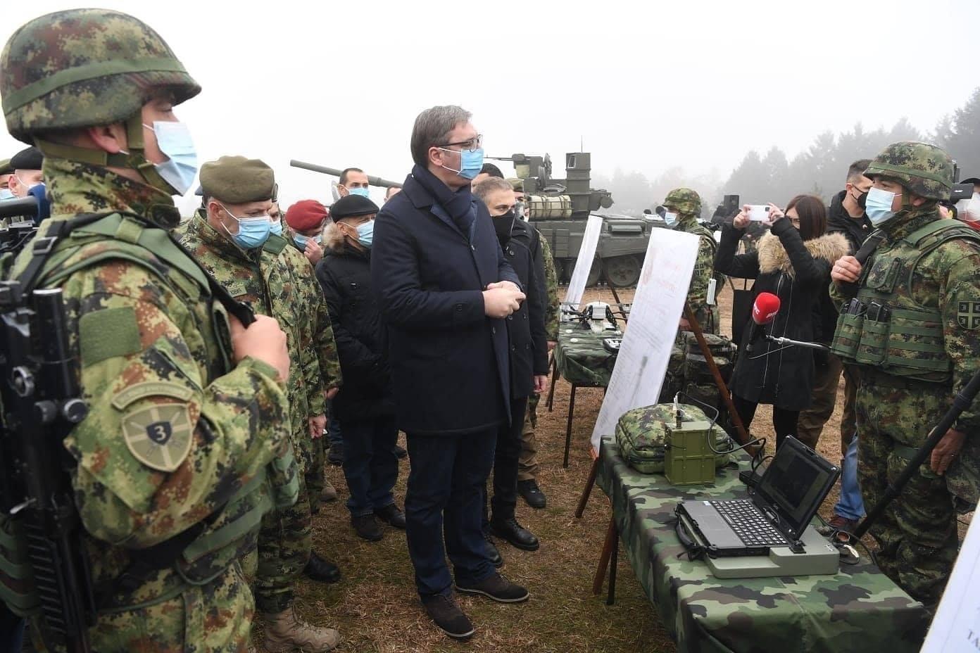 Vučić: Hoće da nam zapuše usta i spriječe nas da budemo uspješni - Avaz