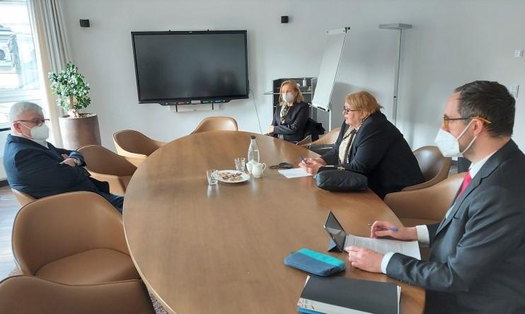 Among other things, Minister Turković and Fischer discussed the current situation on the vaccine markets, and the effectiveness of the COVAX mechanism - Avaz