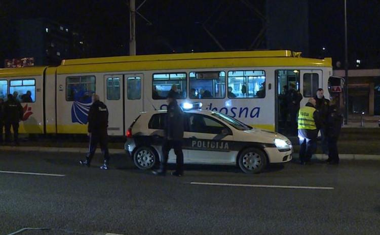 Policija na terenu - Avaz