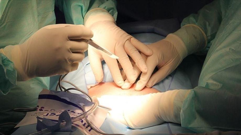 The transplant was conducted by the Kyoto University Hospital during an 11-hour operation - Avaz