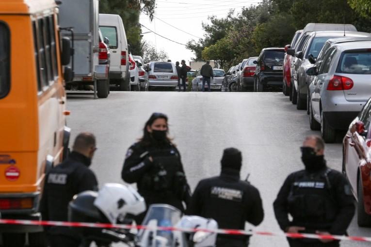 The scene where journalist Giorgos Karaivaz was fatally shot in the Alimos suburb of Athens - Avaz