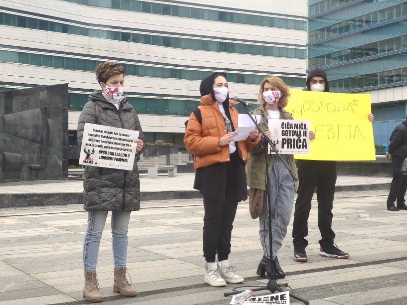 "Ženski marš": Upućuju nas u redove za Bare i Vlakovo