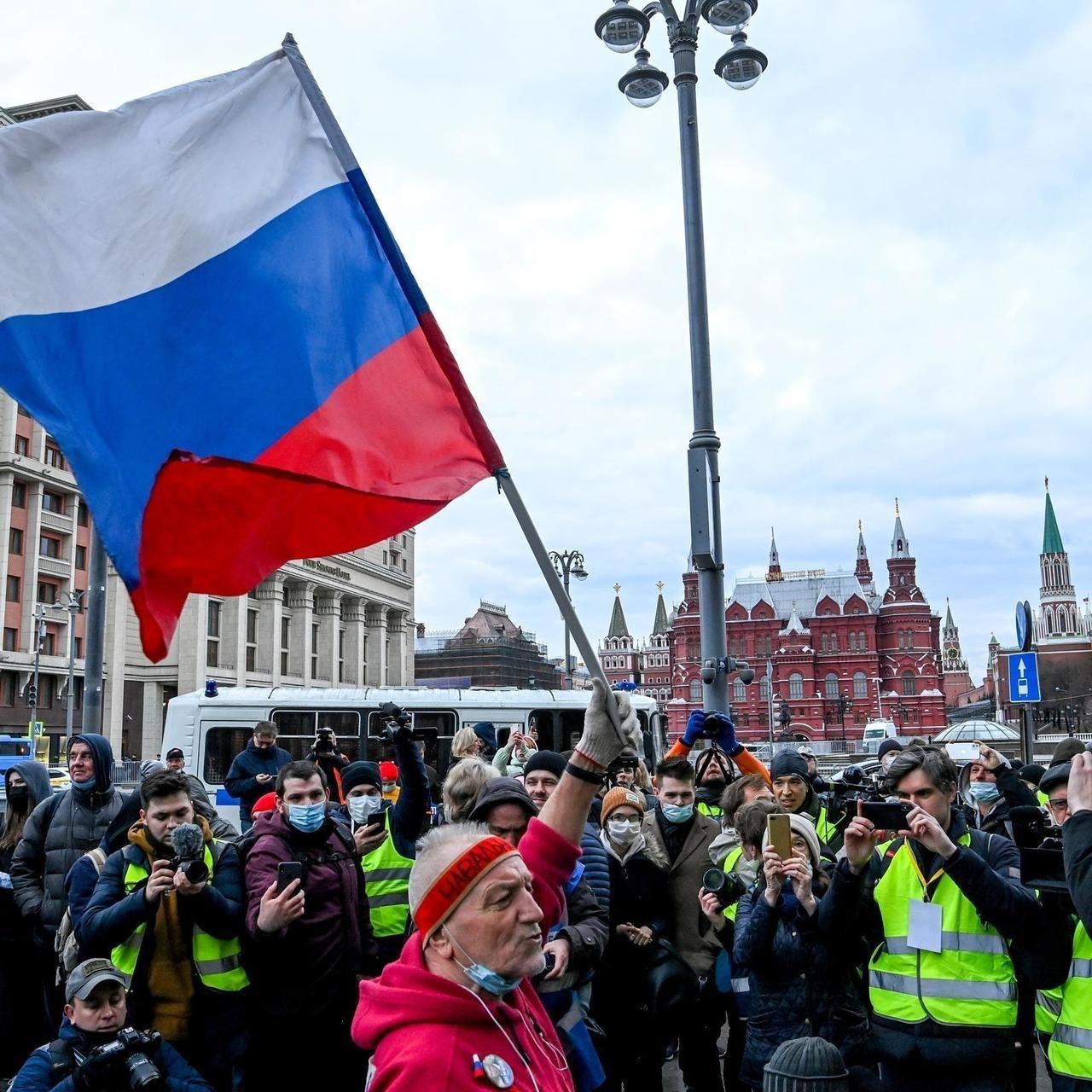 Over 1,700 detained at pro-Navalny rallies across Russia