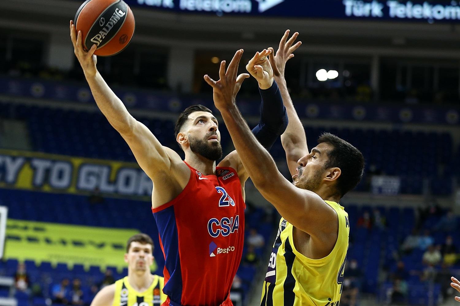 Barca povela protiv Zenita, CSKA "pomeo" Fenerbahče