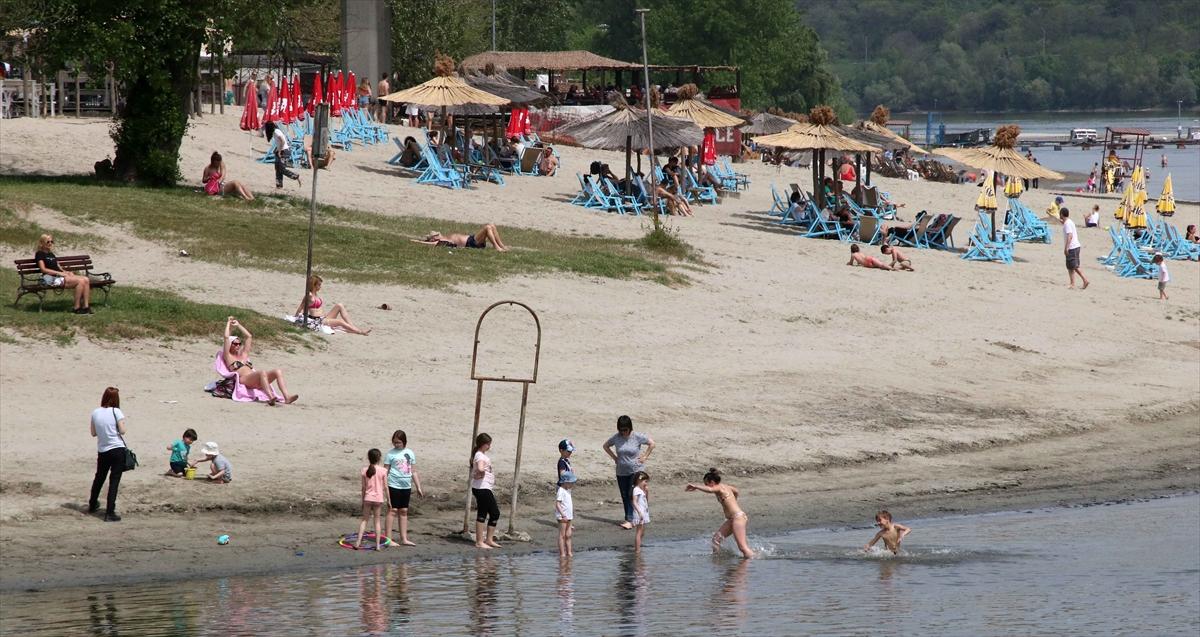 Novosađani Prvi maj dočekali uz Dunav