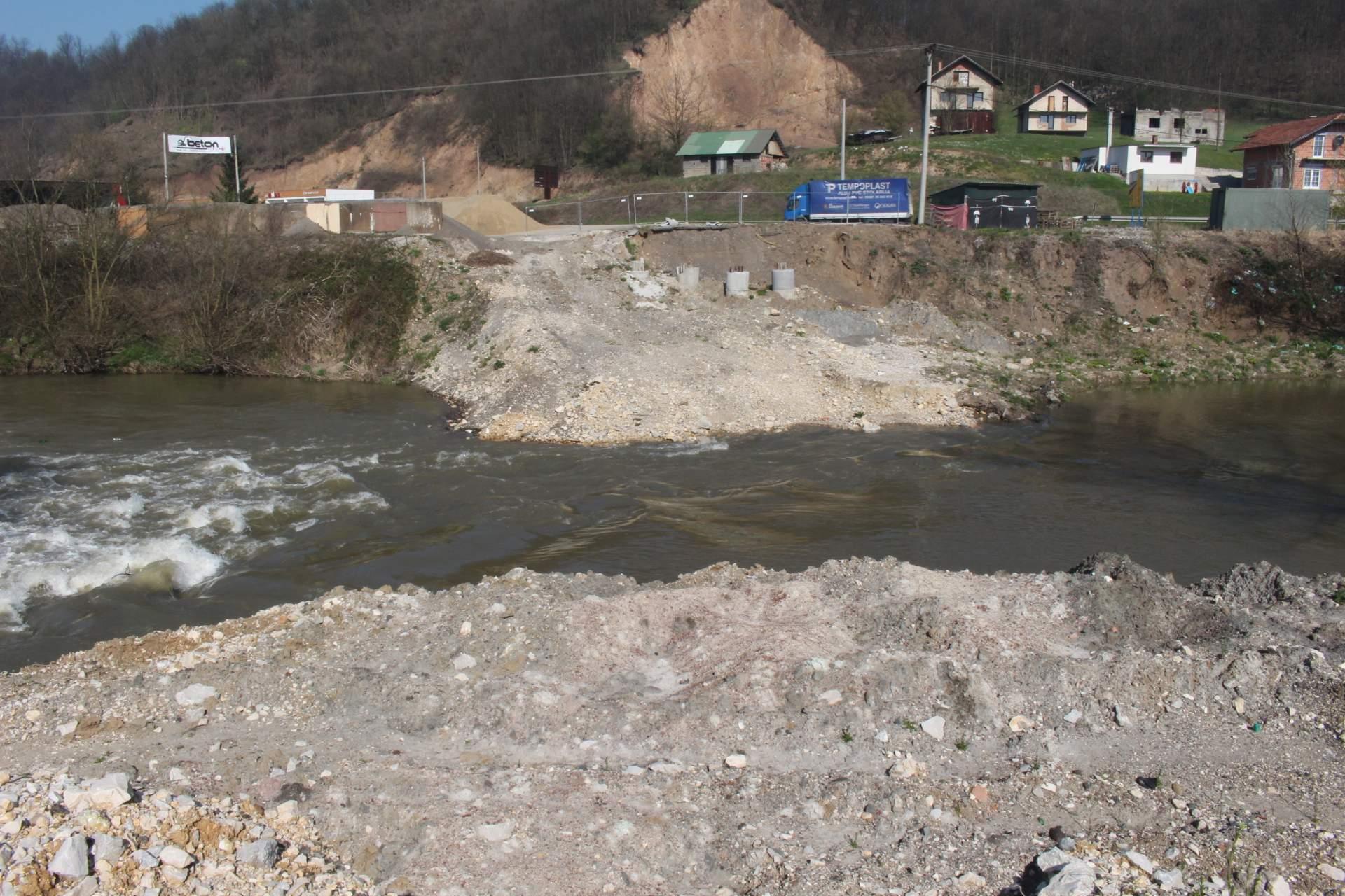 Započeti radovi obustavljeni - Avaz